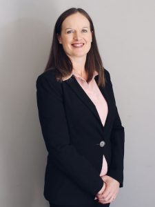 Read more about the article CAN I STILL BUY A BARGAIN AT A SHERIFF’S AUCTION?<br> Yolanda Viviers <br>26 November 2018